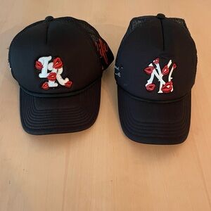 La Ropa Yankees NY embroidered lips hat